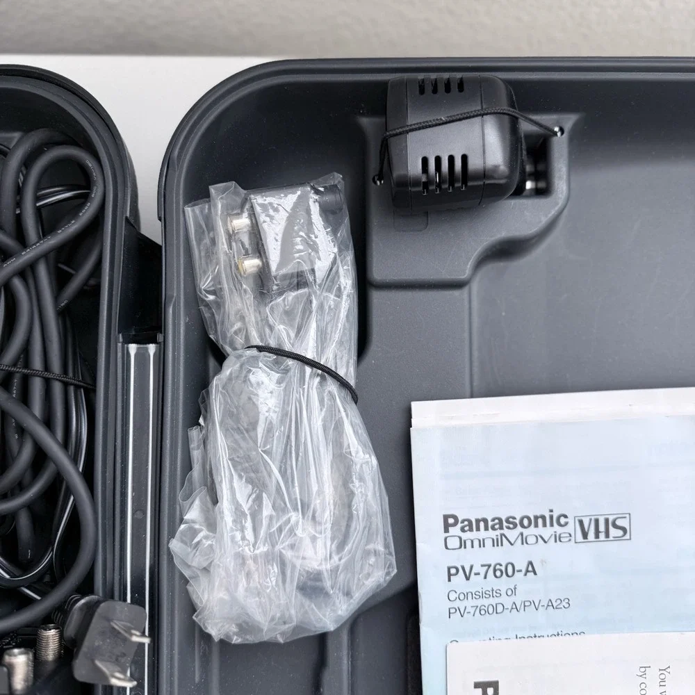 Vintage Panasonic OmniMovie PV-760-A VHS Camcorder POWERS ON